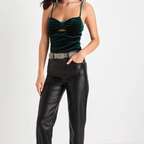 Lulus Undeniably Cute Emerald Green Velvet
Bow Bodysuit,Medium - Picture 3 of 9